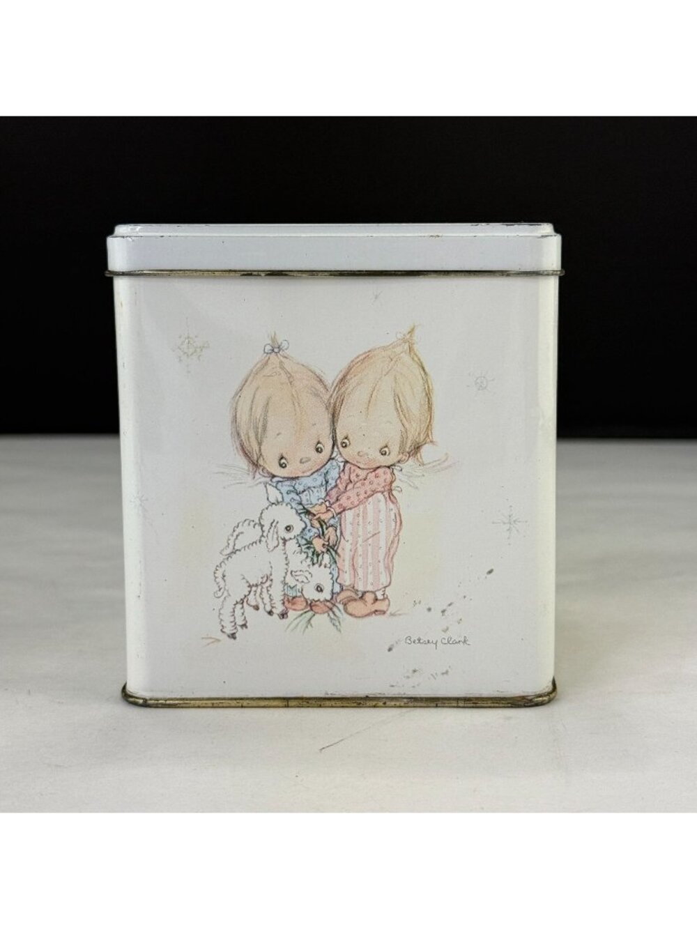 Vintage Hallmark Betsey Clark Hinged Metal Tin Box